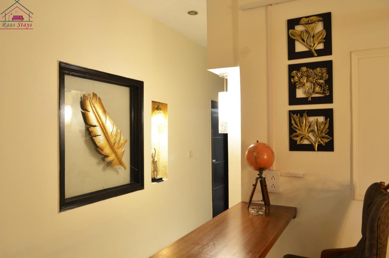 Spacious 2bhk With Big Bedrooms And Kitchen 7 *