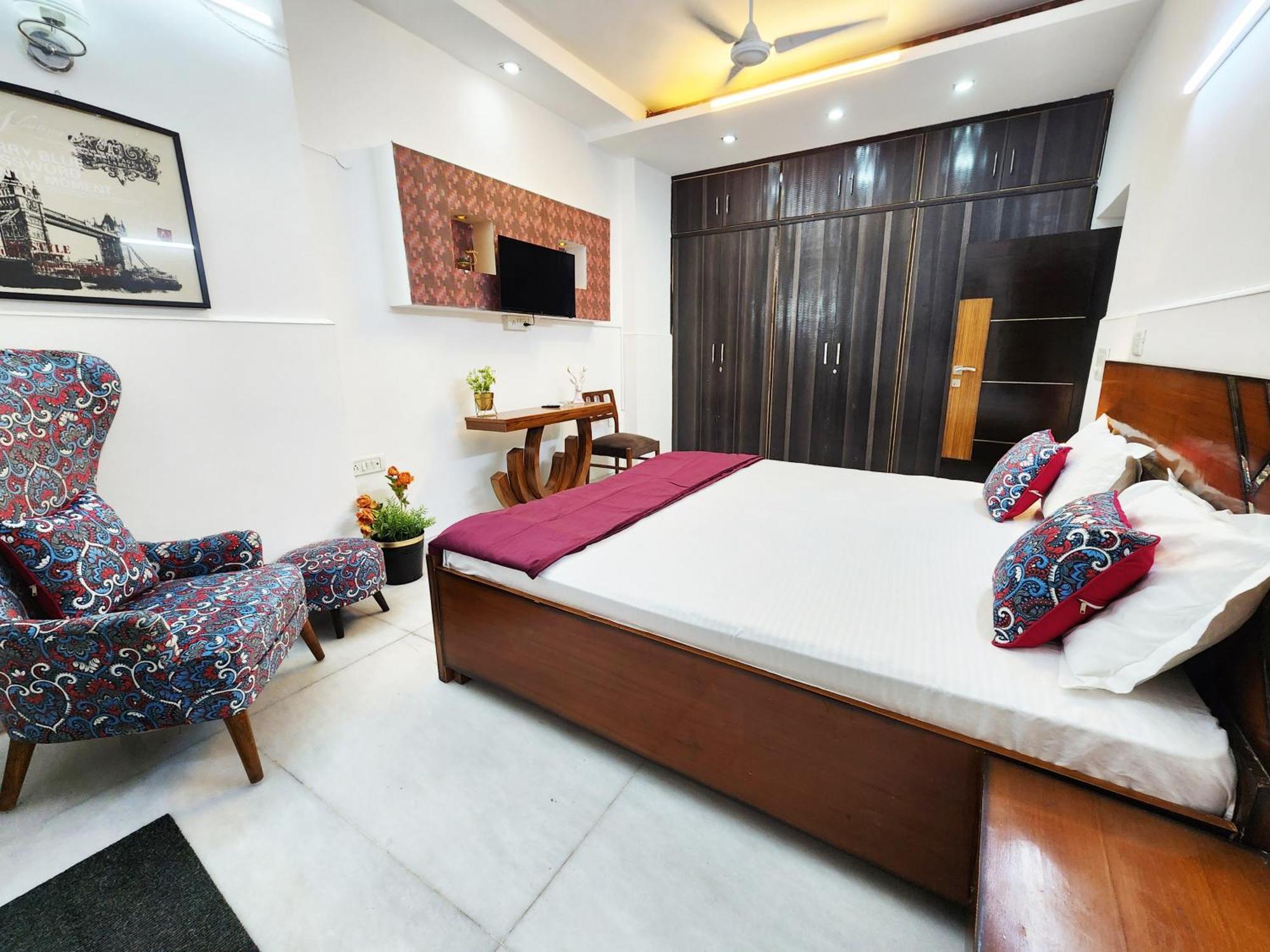 Apartment Spacious 2bhk With Big Bedrooms And Kitchen 7